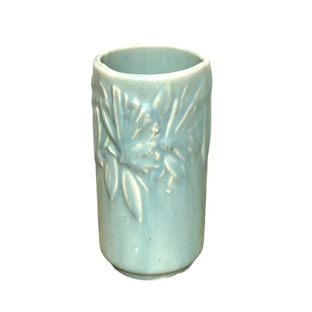 Vintage 1942 Nelson McCoy Blue Butterfly Vase 6